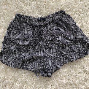 brandy Melville flowy shorts